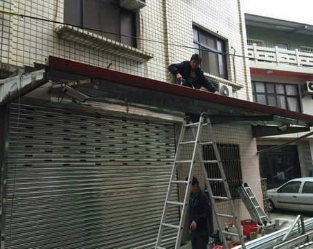 新竹關西鎮遮雨棚，新竹關西鎮採光罩，新竹關西鎮車庫遮雨棚，新竹關西鎮陽台採光罩，新竹關西鎮走廊遮雨棚，新竹關西鎮走廊採光罩，新竹關西鎮窗戶採光罩