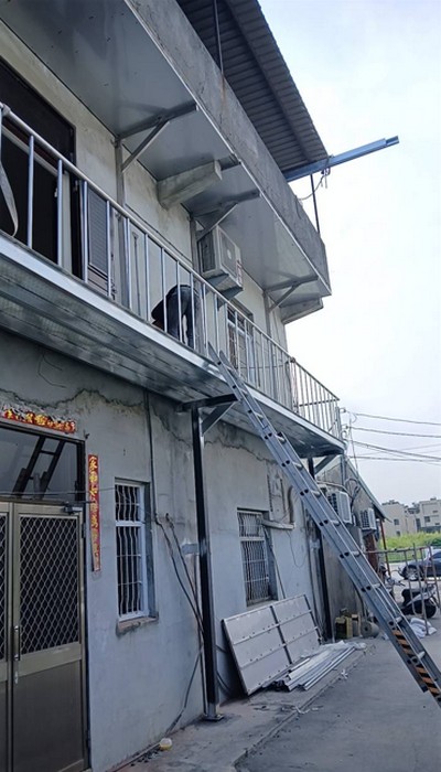 新竹高架平台搭建, 新竹景觀平台工程, 新竹鐵皮屋廠商推薦, 新竹不鏽鋼工程, 新竹鋼構廠房搭建